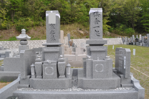 弊社建立の大島石特級墓